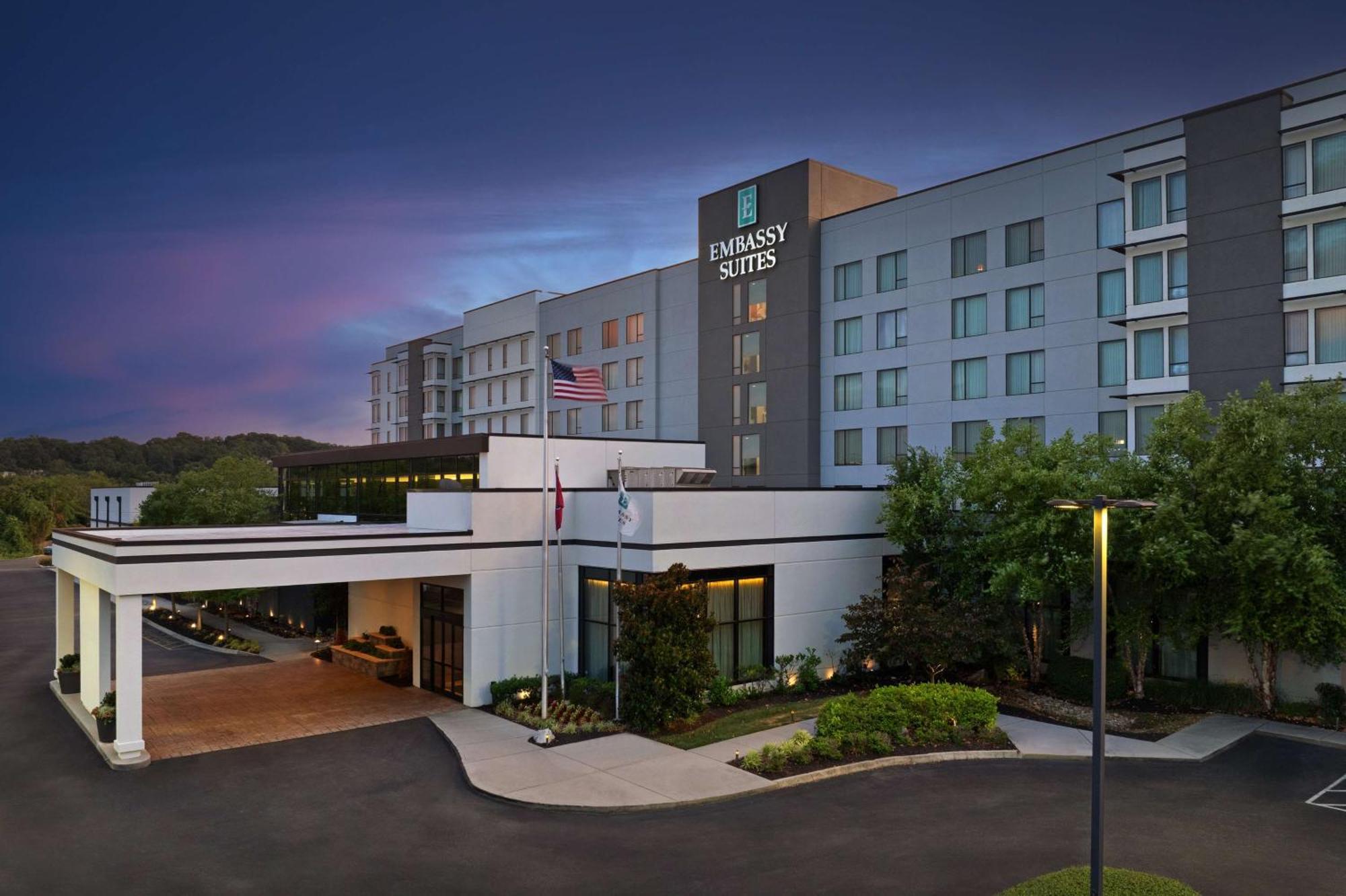 Embassy Suites By Hilton Knoxville West Exterior photo